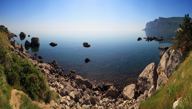 Отдых в бухте Ласпи в Крыму