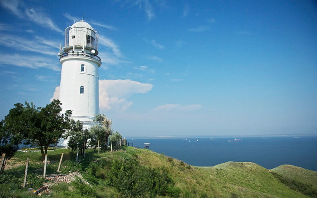 Самые известные маяки Крыма