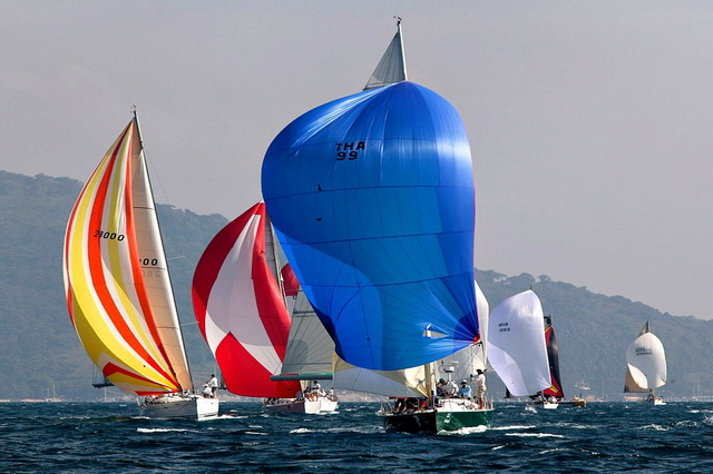 Ежегодно в декабре в водах Андаманского моря проводится регата Phuket King’s Cup Regatta