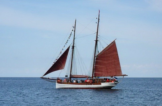 Эстонский 100-летний парусник «Blue Sirius»